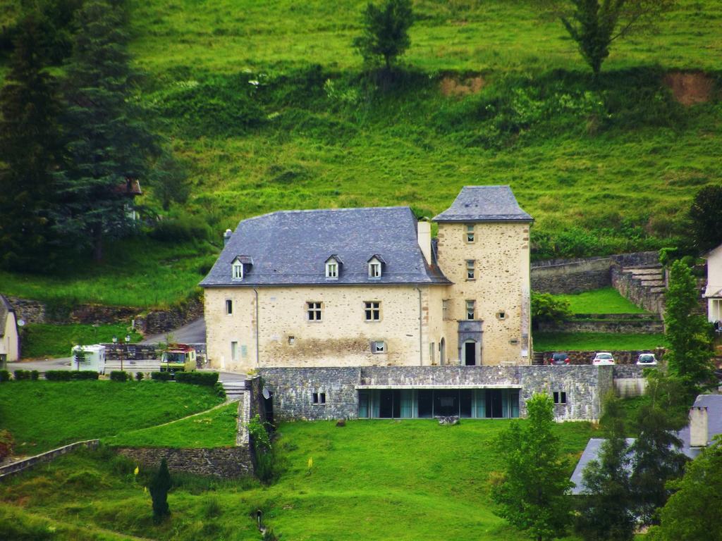 Отель Chateau D'Arance Cette-Eygun Экстерьер фото